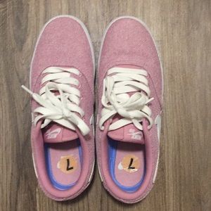 Nike Pink Women’s Sneakers EUC